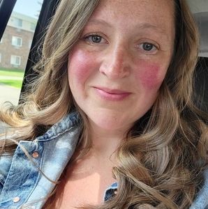 Meet your Posher, Alisa